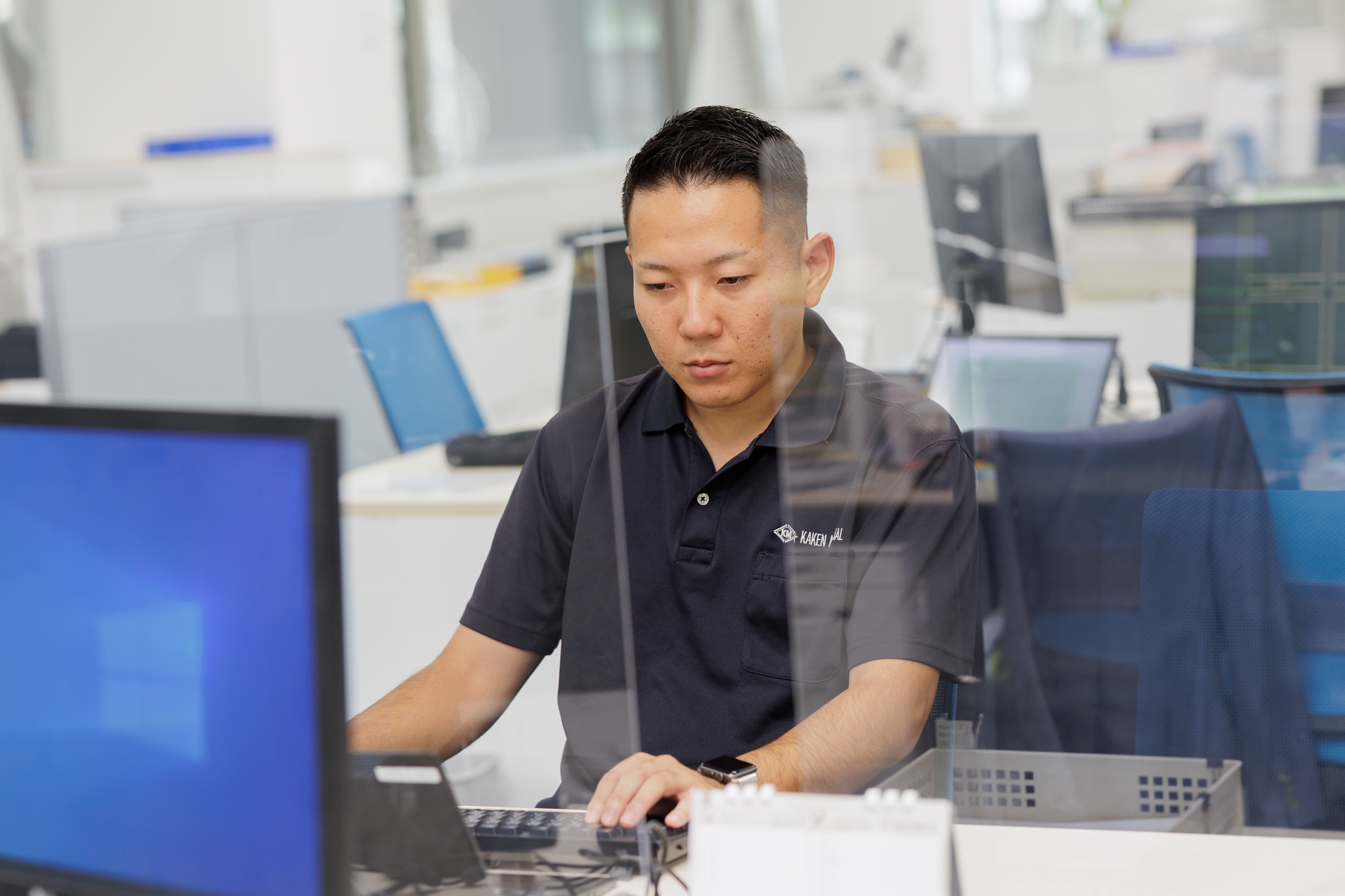 仕事の内容を教えてください。