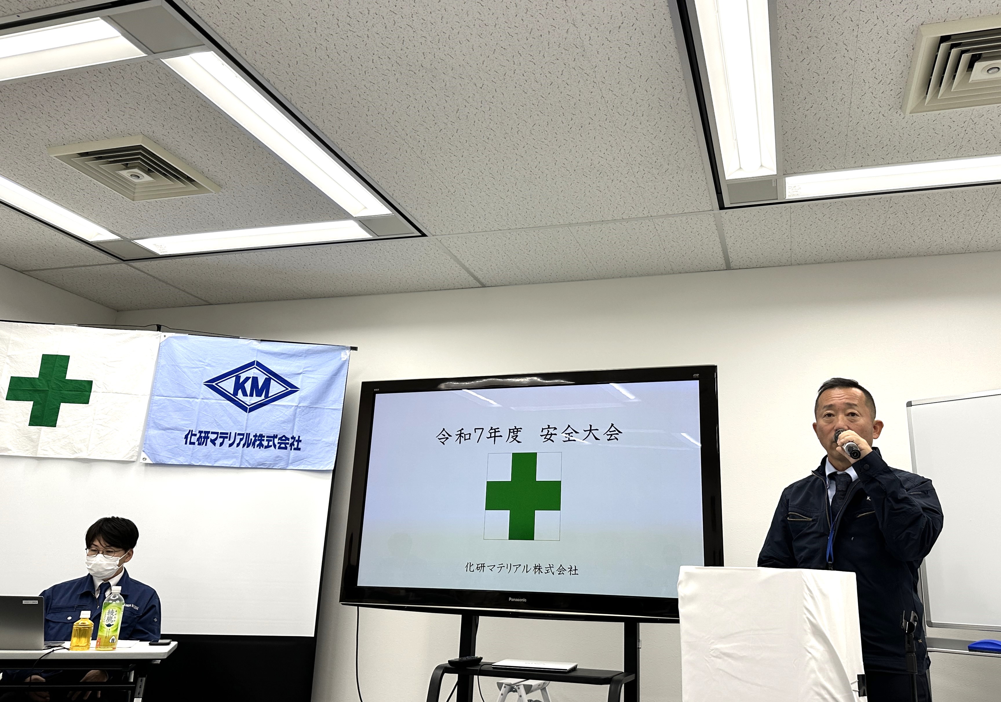 川俣さんが話している写真