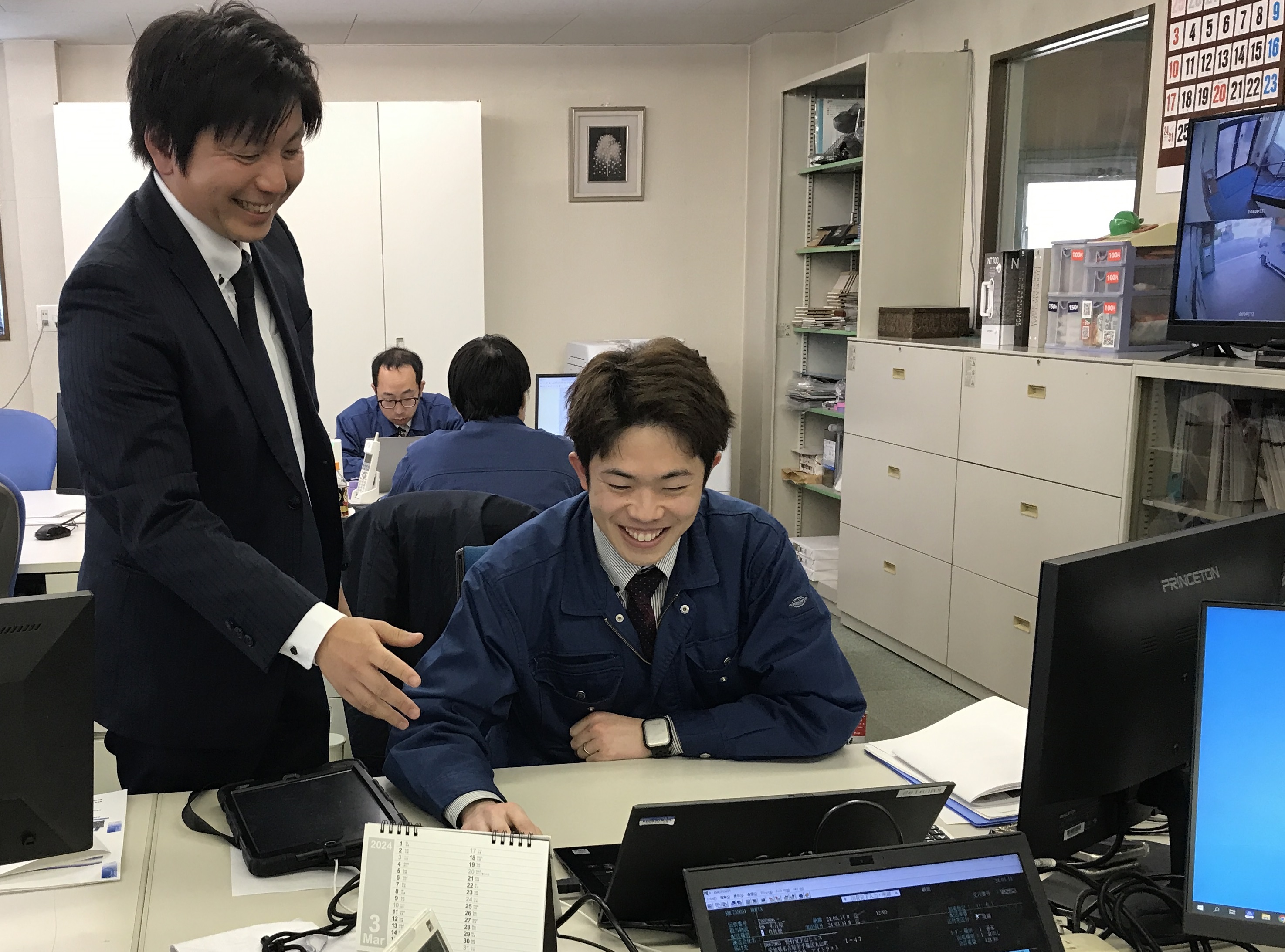 どのような雰囲気でお仕事されていますか？