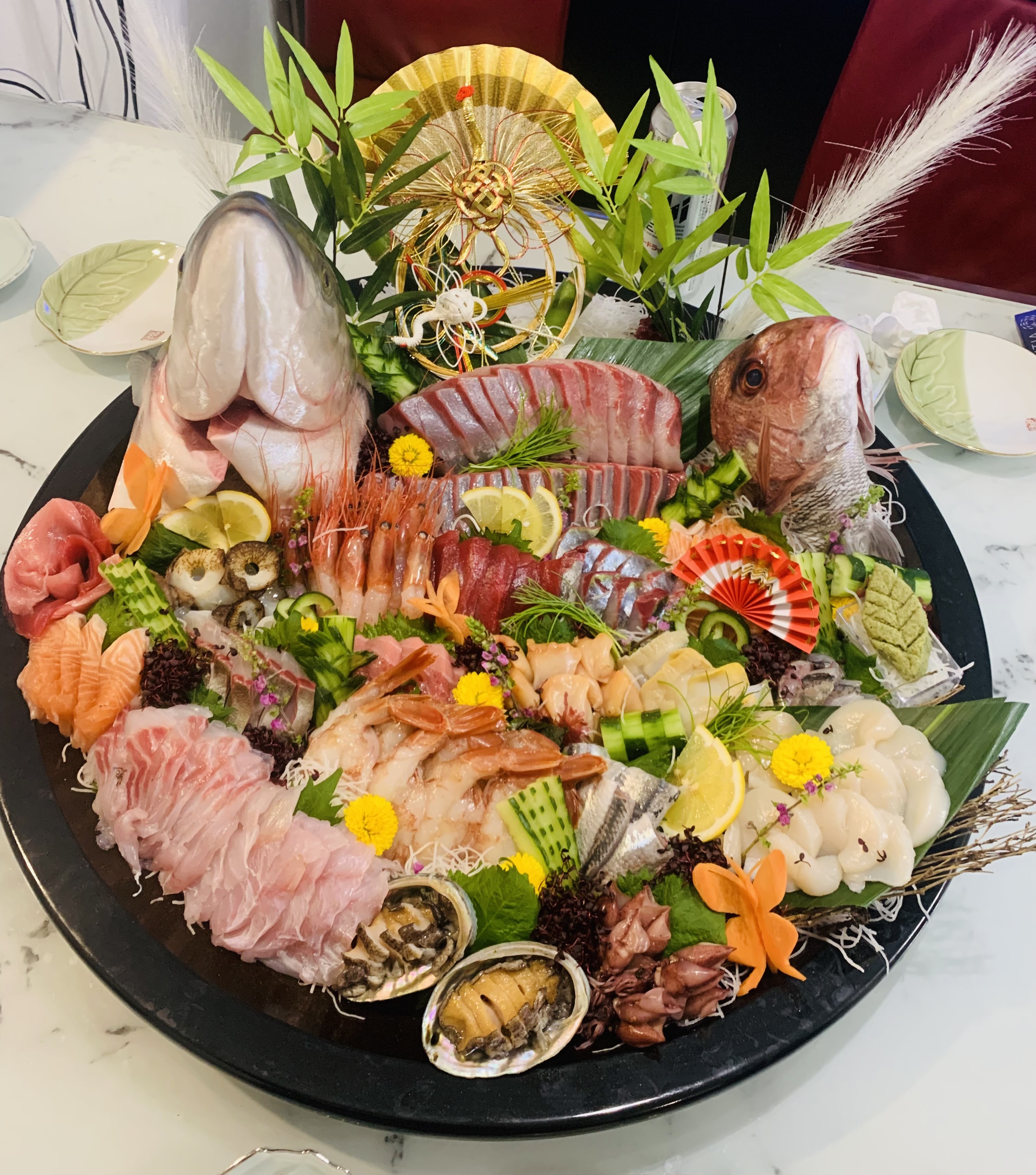 休日はどのようにして過ごされていますか？